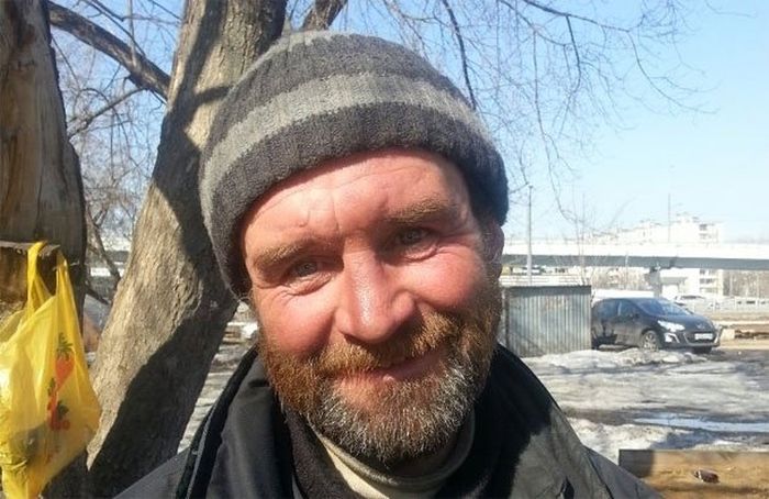 Бездомный вернул кошелек