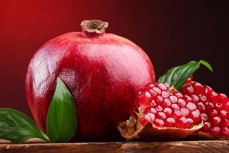 960x640_listya-frukt-krasnyij-eda-granat