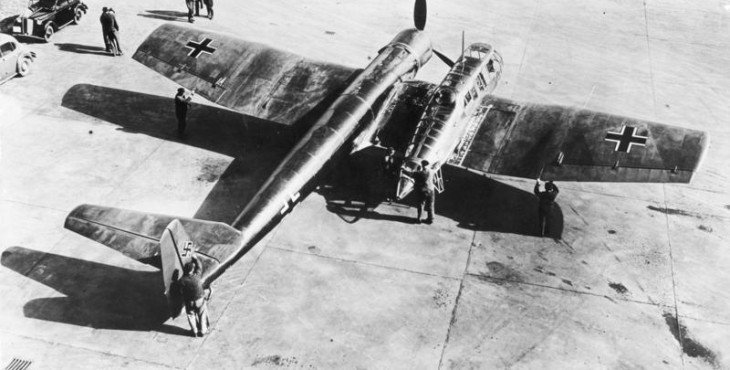 Bundesarchiv_Bild_146-1980-117-01_Aufkl-C3-A4rungsflugzeug_Blohm_-_Vo-C3-9F_BV_141
