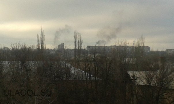 03.02 16:12 мск. Донецк, 10 минут назад ВСУ положили полный пакет на стадион «Кировец» в районе Донецкого коксохимического завода. Также горят 2 многоэтажки и несколько частных домов в районе площади Бакинских комиссаров, 2 убитых, раненых нет.
