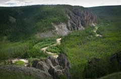 Ленские столбы — по природным критериям были внесены в список Всемирного наследия ЮНЕСКО 2 июля 2012 года (Фото: Tatiana Grozetskaya, Shutterstock)