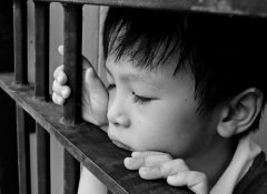 Активисты движения призывают гражданское общество обратить внимание на проблему насильственных исчезновений (Фото: parinyabinsuk, Shutterstock)