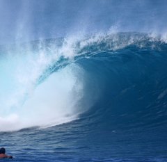 Около 70% планеты покрыто водой (Фото: Mana Photo, Shutterstock)