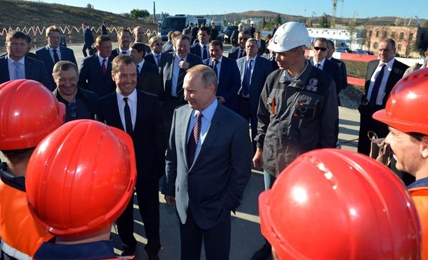 Путин в Крыму — «кастрюли» в дыму