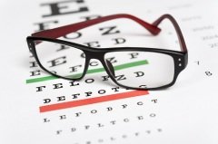 Берегите зрение! (Фото: ppart, Shutterstock)
