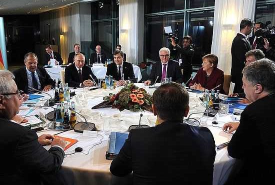 “Quarteto da Normandia”:  “Moscou provavelmente rejeitaria encontro se fosse só diálogo com Kiev”