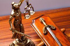 Следственный комитет РФ не входит в структуру ни одного из органов государственной власти (Фото: senk, Shutterstock)