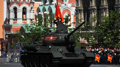 Парад Победы на Красной площади в Москве 9 мая 2017: Прямая видео трансляция смотреть онлайн