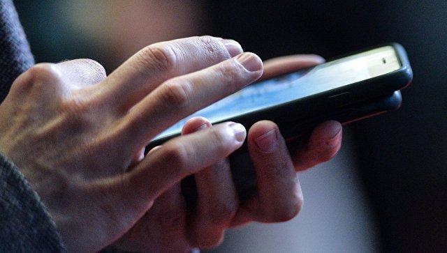 Ученые объяснили, почему нельзя спать рядом со смартфоном