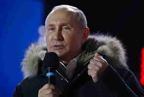 Путин пообещал «предметно» подумать над перестановками в правительстве