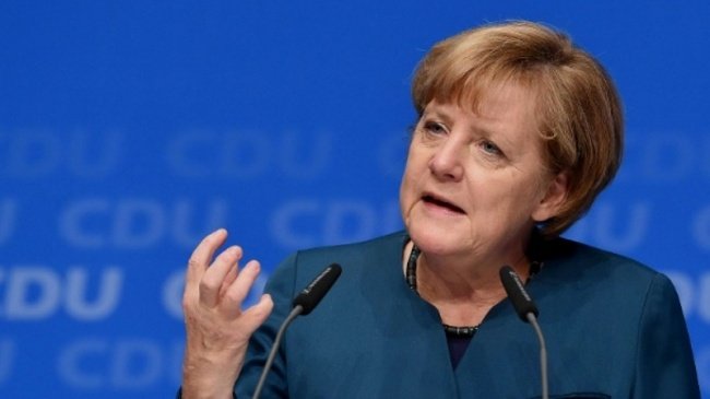 Меркель назвала действия США незаконными