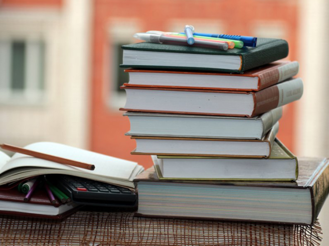 Новый многомиллиардный проект РФ – отказ от школьных учебников