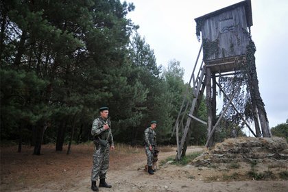 На Западной Украине вооруженные люди совершили нападение на пограничников