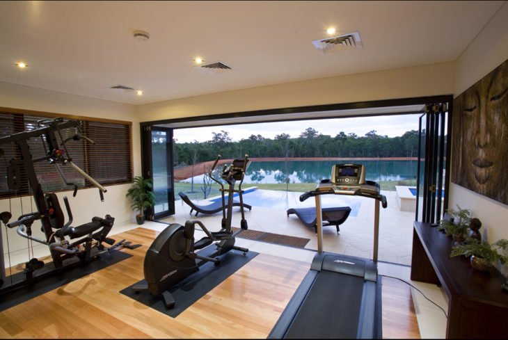 Спортзал в квартире – как сделать и какие бывают сложности