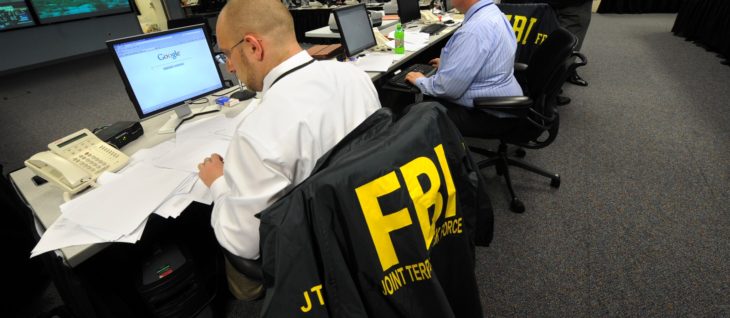 Американская демократия в действии: ФБР будет контролировать работу со СМИ