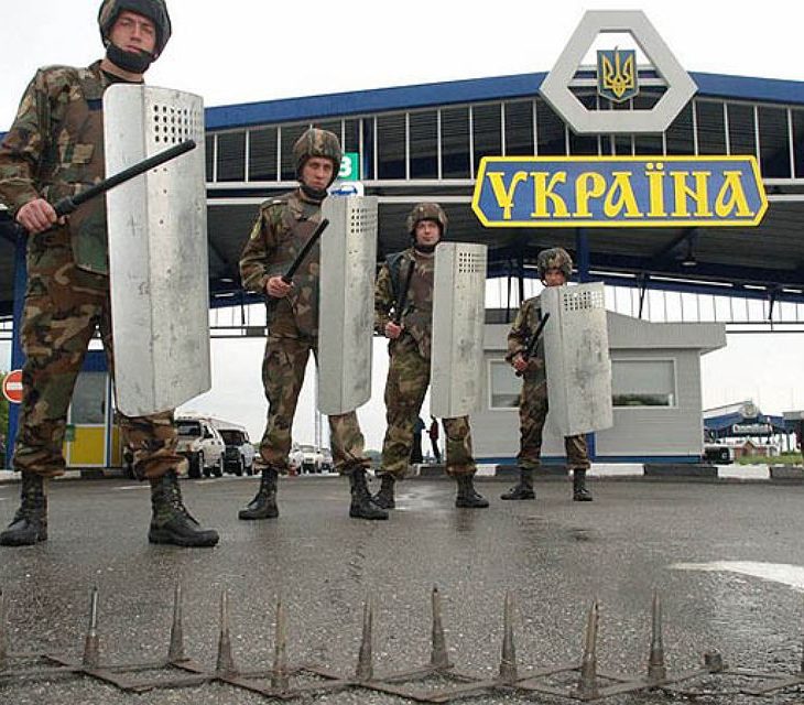 Новая «гениальная» идея Украины – запретить поезда и автобусы в Россию Новая «гениальная» идея Украины – запретить поезда и автобусы в Россию