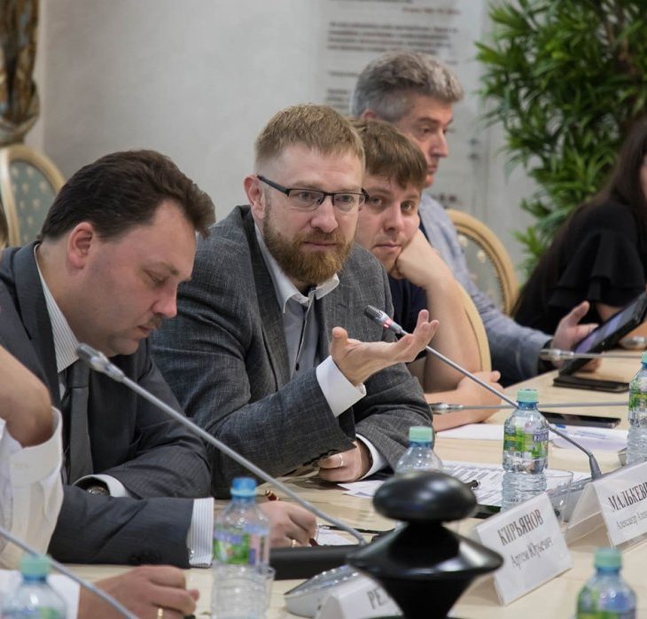 Несвобода слова: Вашингтон преследует журналистов за разоблачение фейков Несвобода слова: Вашингтон преследует журналистов за разоблачение фейков