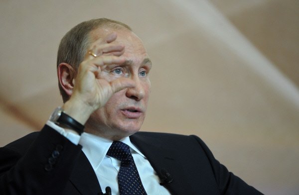 Как отреагировал Путин на снижение рейтинга власти