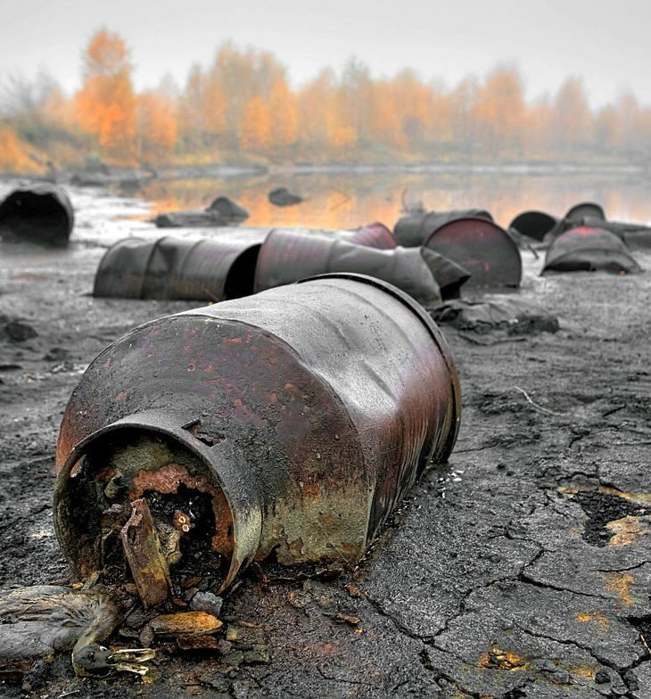 На Донбассе разрушилась дамба с химическими отходами