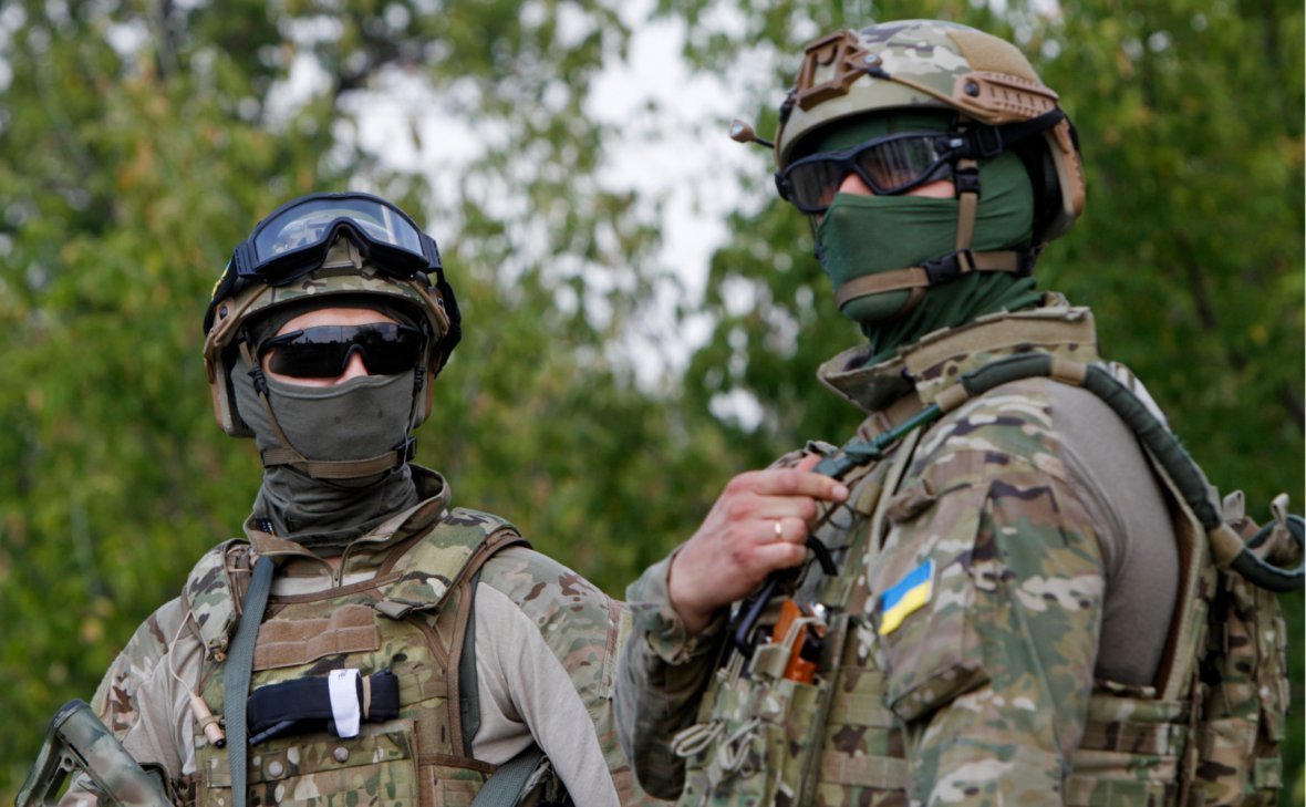 Градиентный маникюр шеллаком Киев не может ничего противопоставить военным базам близ Одессы