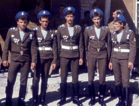 Что нельзя было делать дембелю в армии СССР? Видео