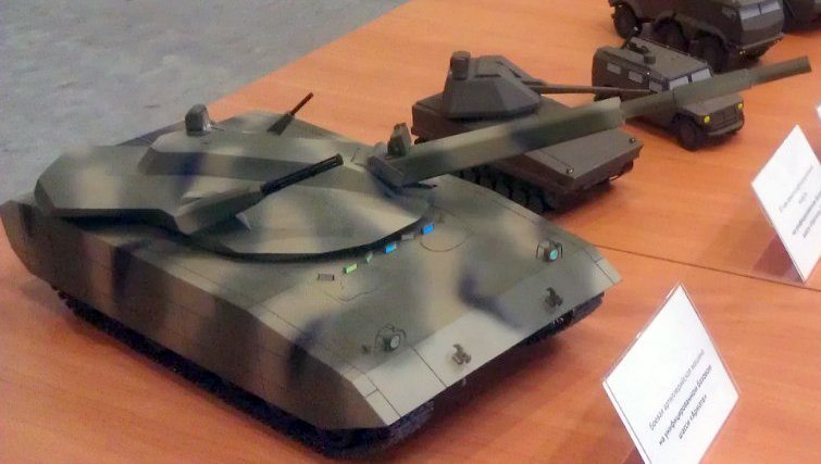 Макет новейшего российского танка «Армата» с закрытого показа.