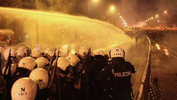 © AP Photo/ Czarek Sokolowski