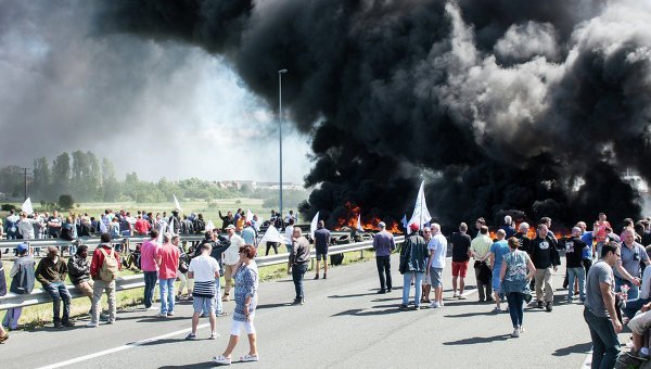© AFP 2015/ DENIS CHARLET