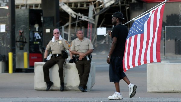 © AP Photo/ Charlie Riedel