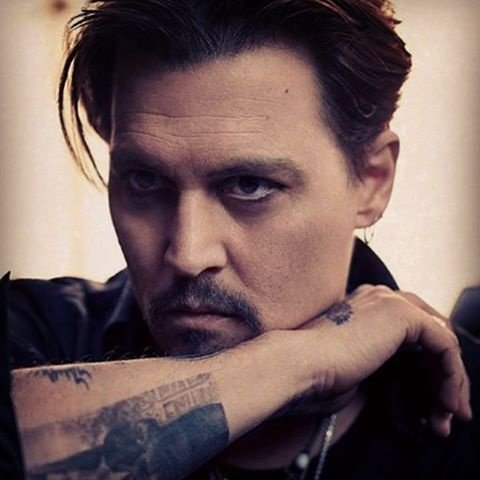 instagram.com/johnnydepp.oficial