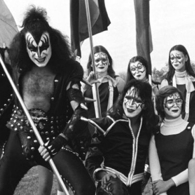 instagram.com/theofficialgenesimmons/