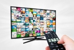Телевидение до сих пор является самым популярным СМИ (Фото: Piotr Adamowicz, Shutterstock)