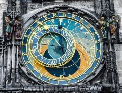 Астрология — учение о воздействии звезд на земной мир и человека (Фото: David Ionut, Shutterstock)
