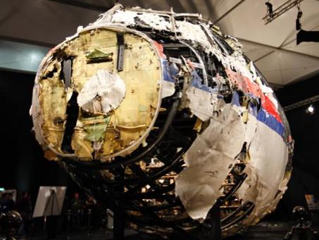 Истребители и фотографии: Документы по делу MH17 заставили Украину напрячься