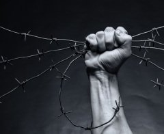 Свобода радует не столь сильно, как угнетает рабство... (Фото: BortN66, Shutterstock)