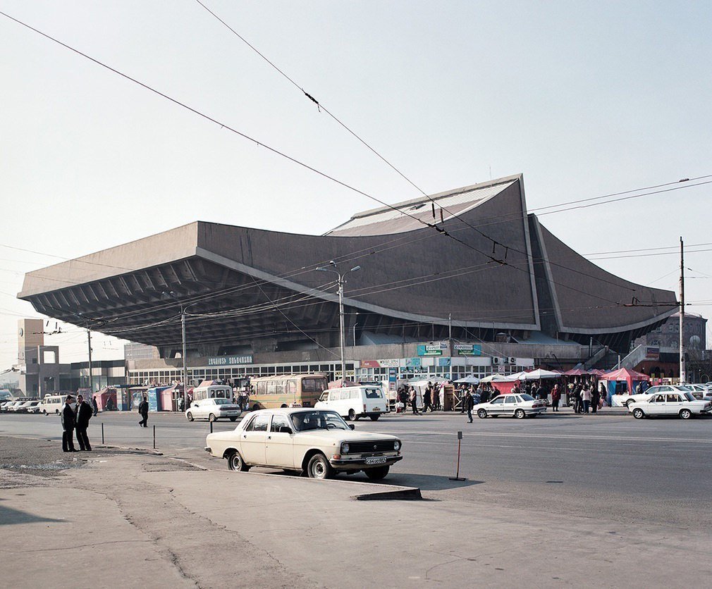 Кинотеатр «Россия» в Ереване, Армения, 2007 год 