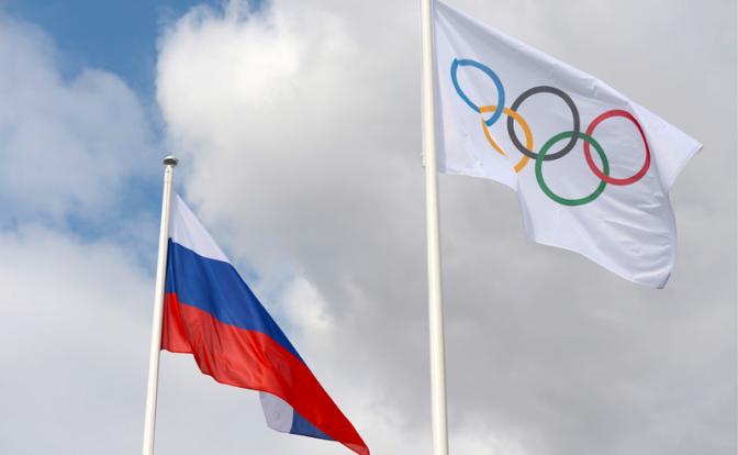 Нас мало, но мы в тельняшках: МОК разрешил российским и белорусским спортсменам участвовать в Олимпиаде в Париже под нейтральным флагом