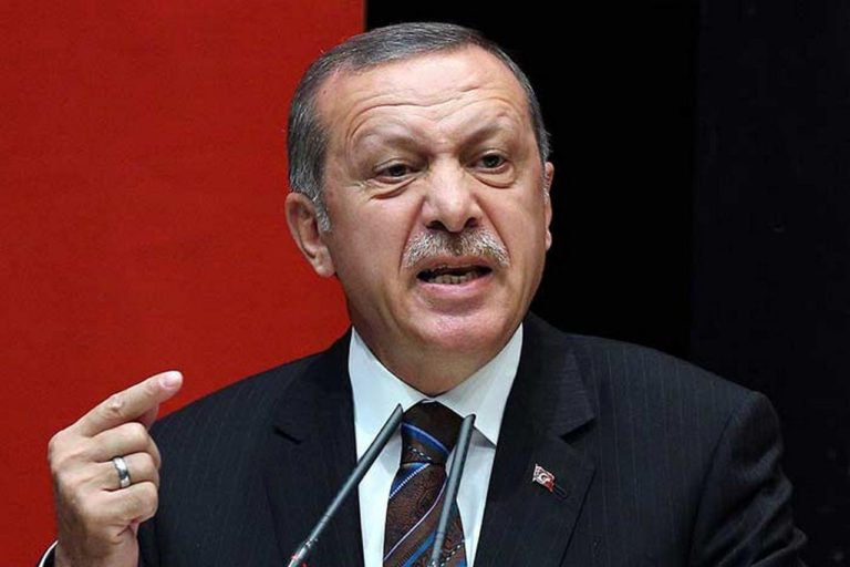 «300 спартанцев». По Эрдогану ударила Греция — не надо было лезть в Сирию