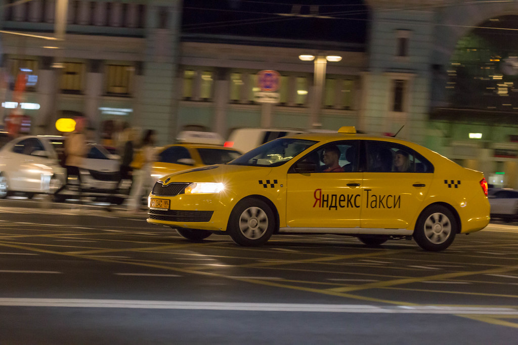 Водители «Яндекс.Такси» будут оценивать пассажиров и обслуживать их с учетом рейтинга