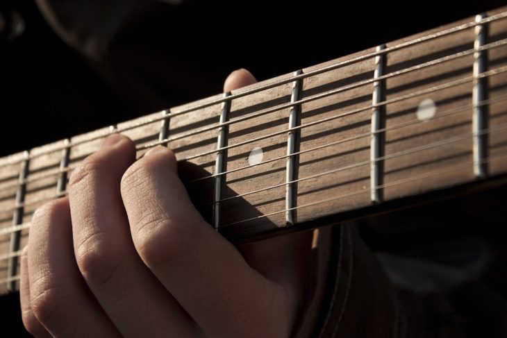 Основные аккорды: что нужно знать для игры на гитаре