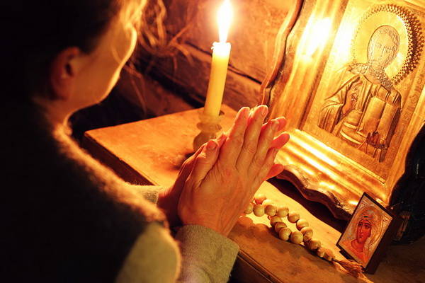 Молитвы в пасхальную ночь, творящие чудеса: какие лучше выбрать в этот праздник, оберег от всех болезней