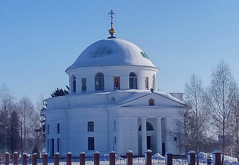 Можно ли сегодня, 13 сентября, работать на огороде, ходить на кладбище, делать заготовки, копать картошку, начинать новые дела, убираться дома и выносить мусор в Положение честного Пояса Пресвятой Богородицы 2022