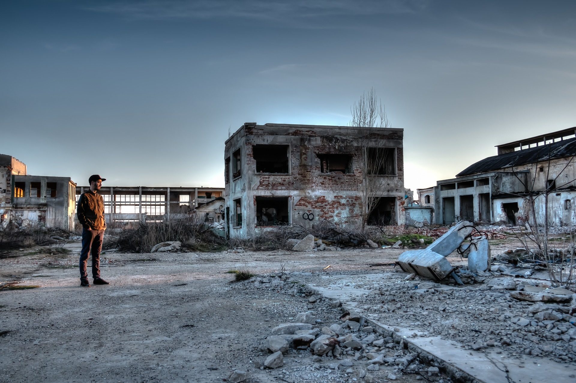 Заброшенные города и деление на касты: что ждёт мир после коронавируса