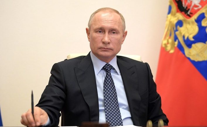 Правда или нет, что Владимир Путин заболел коронавирусом, с кем контактировал президент