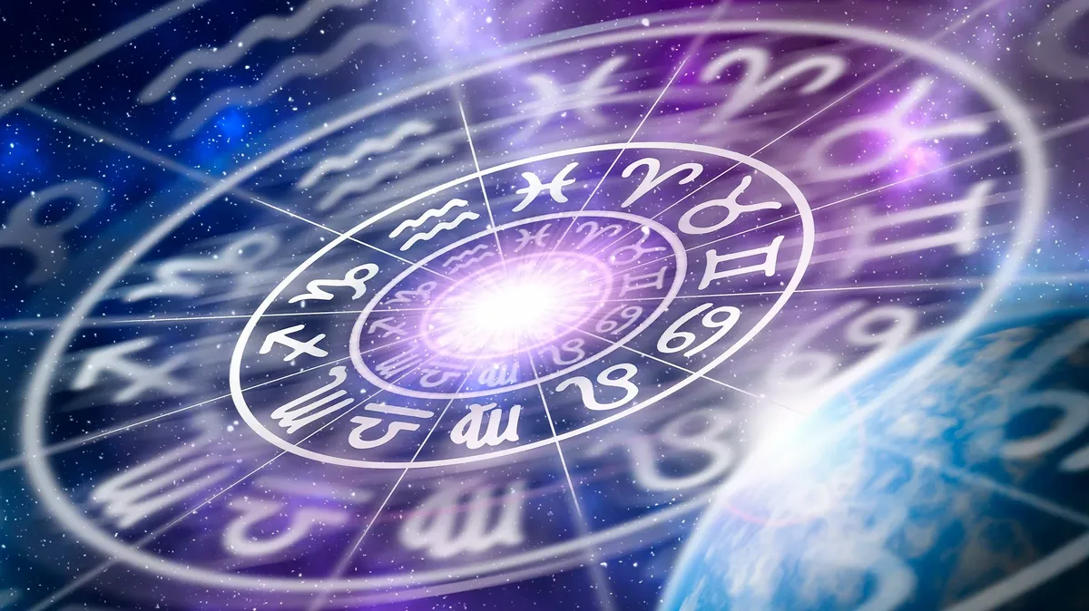 Гороскоп на июль 2022 для знаков зодиака: кому достанется счастья, деньги, зачатие, горе, веселье и разочарование в месяц суперлуны по дате рождения